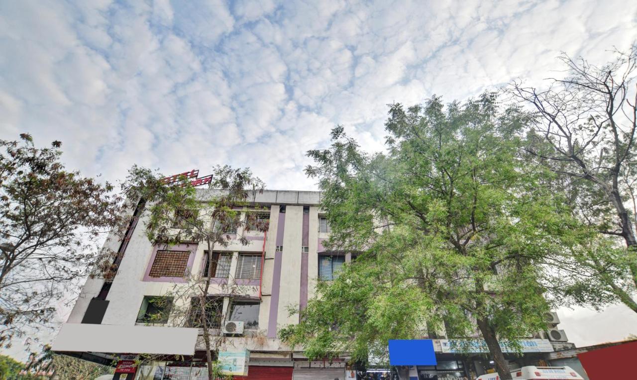Treebo Trend Royal Galaxy Park Otel Indore Dış mekan fotoğraf